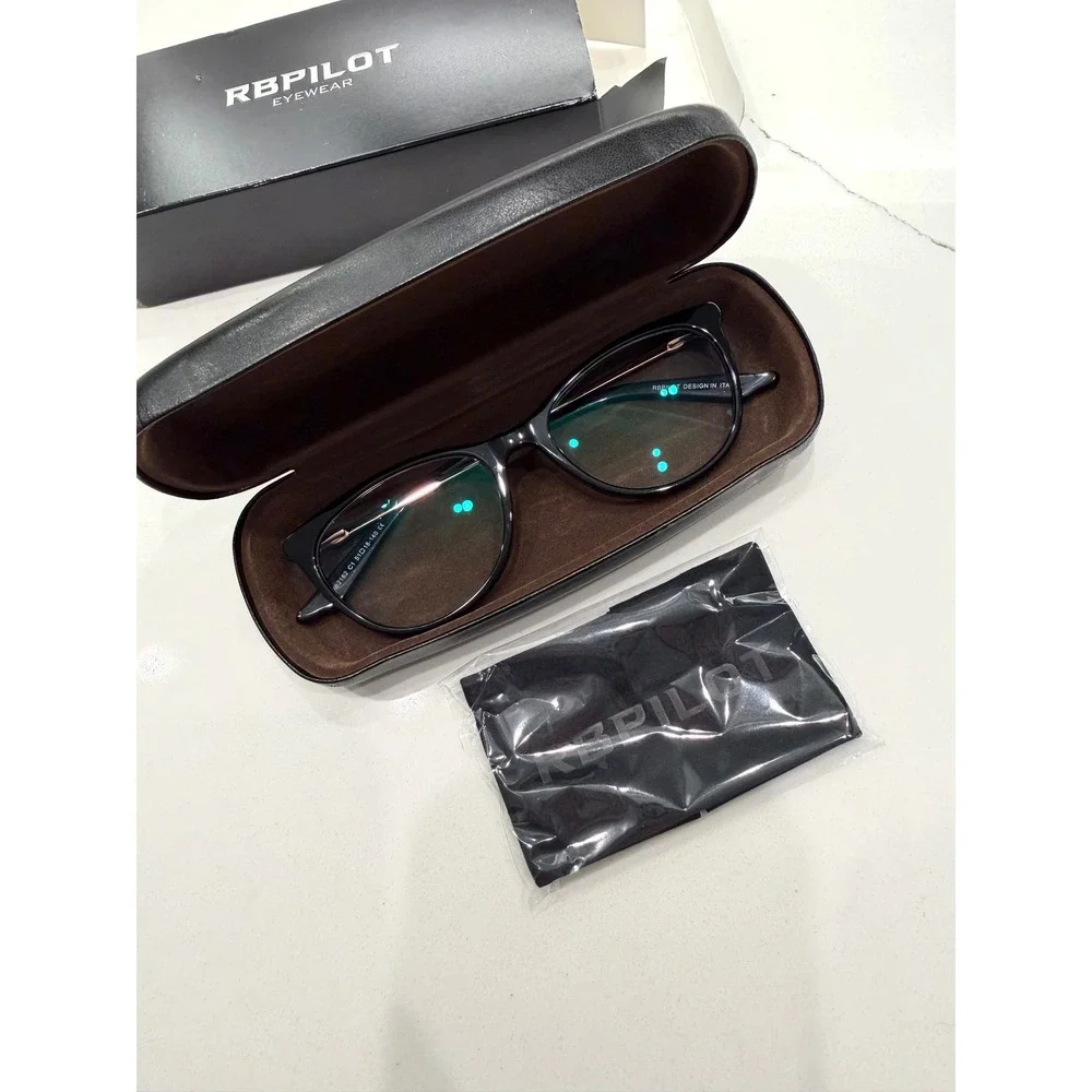 RBPilot RB2162 Black Cat Eye Reading Glasses +0.75 Blue Light Blocking Italy